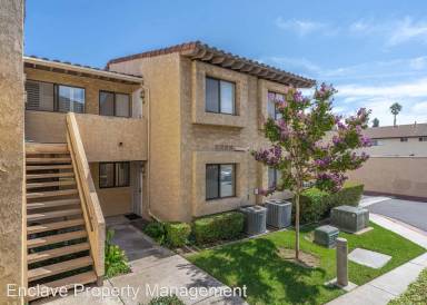 Main picture of 17333 Brookhurst St