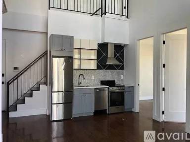 Main picture of 85 Graham Ave