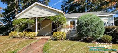 Main picture of 501 Mial St