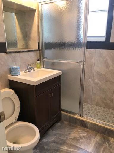 Main picture of 2041 85th St