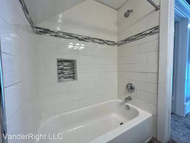 Main picture of 1403 S Phillips Ave