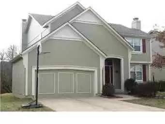 Main picture of 8305 W 152nd Ter