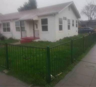 Main picture of 1440 S Stanislaus St