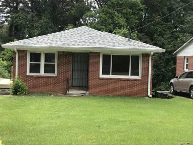 Main picture of 655 Albert St NW