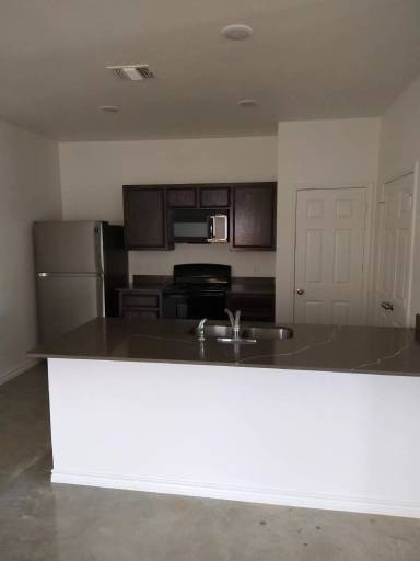 Main picture of 2302 Zanoletti Dr