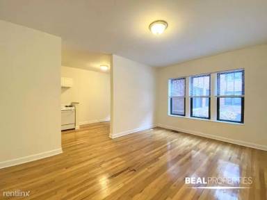 Main picture of 620-30 W Cornelia Ave