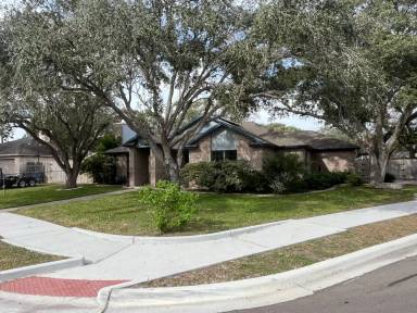 Main picture of 3917 Wirt Ave