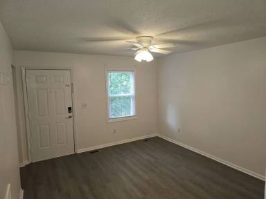 Main picture of 409 1st St