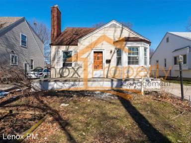 Main picture of 22250 Oxford St