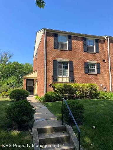 Main picture of 41 Arverne Ct