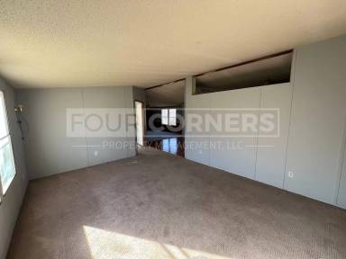 Main picture of 212 Kara Ln