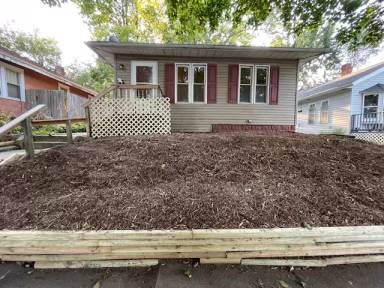 Main picture of 1337 N Adams St