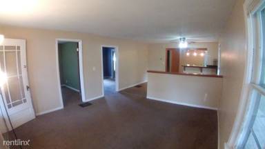 Main picture of 11394 Pine St