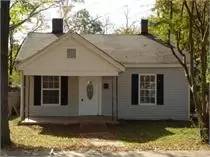 Main picture of 2431 Dundeen St