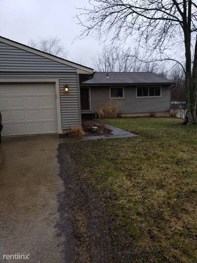 Main picture of 1696 Lares Ln