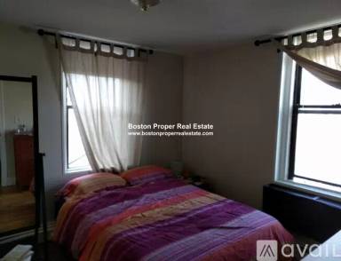 Main picture of 44A Joy St