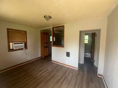 Main picture of 103 Spring St