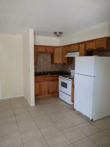 Main picture of 824 NE 16th St