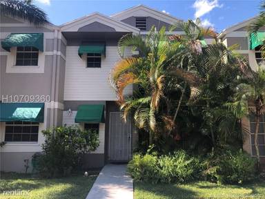 Main picture of 12224 SW 52nd Pl