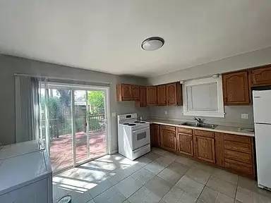Main picture of 1212 Sibley St