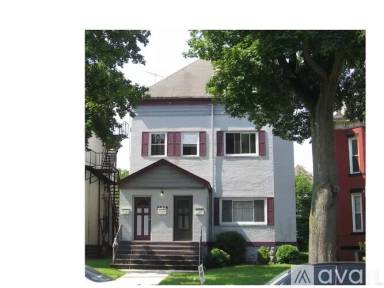 Main picture of 5528 Stanton Ave