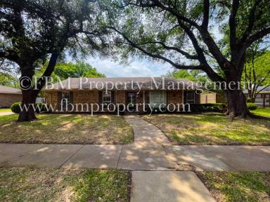 Main picture of 1409 Hillcrest St