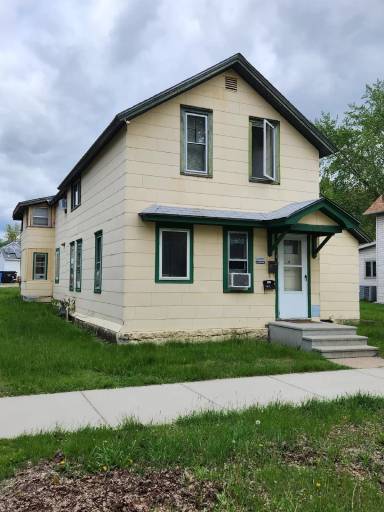 Main picture of 186 E Howard St