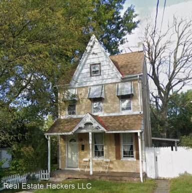 Main picture of 211 Jefferson Ave