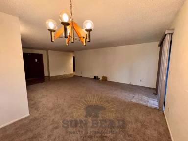 Main picture of 1071 Oxen Rd