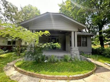 Main picture of 1615 E McLemore Ave