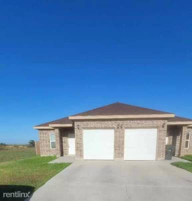 Main picture of 1021 Gabriela St