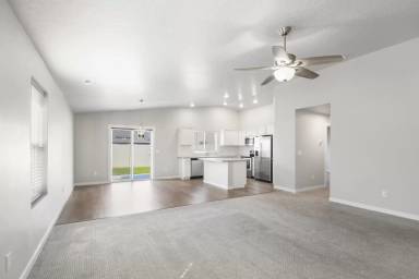 Main picture of 6010 W Kalamata St