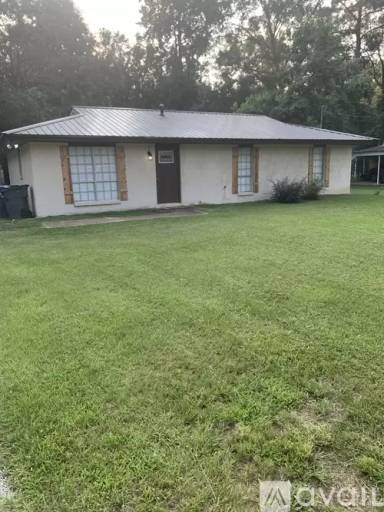 Main picture of 348 Meadow Lane Dr
