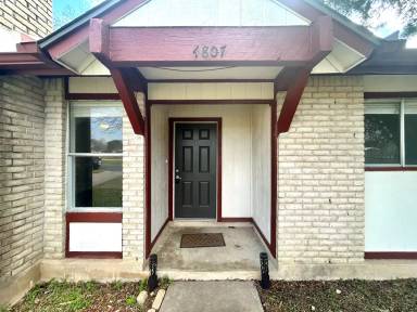 Main picture of 4807 Copperbend Blvd