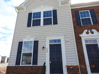 Main picture of 123 Streamview Dr