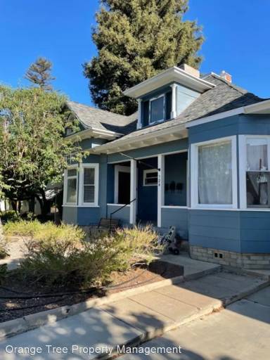 Main picture of 124 W Vine St