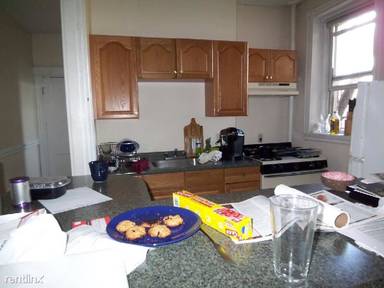 Main picture of 105 Peterborough St