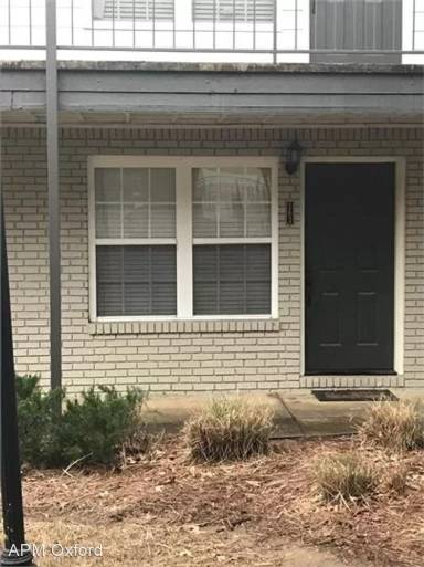 Main picture of Oxford Square Townhomes