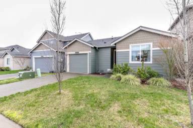 Main picture of 10710 185th St E