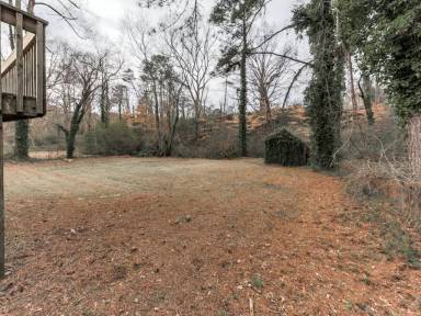 Main picture of 6042 Ridge Dr SE
