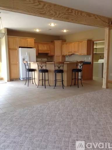 Main picture of 1900 Lester River Rd