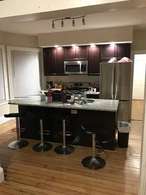 Main picture of 614 Smith St