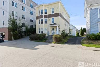 Main picture of 30 Cutts Ave