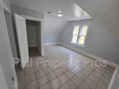 Main picture of 2626 N 24th St