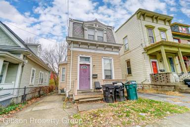 Main picture of 2363 Chickasaw St