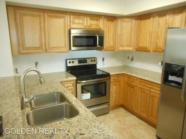 Main picture of 1160 Wildwood Lakes Blvd