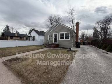 Main picture of 209 E 2nd Ave