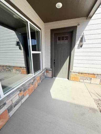 Main picture of 914 Schlagel St