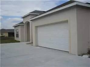Main picture of 350 Colonade Ct