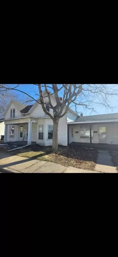 Main picture of 208 N Fort Wayne Ave